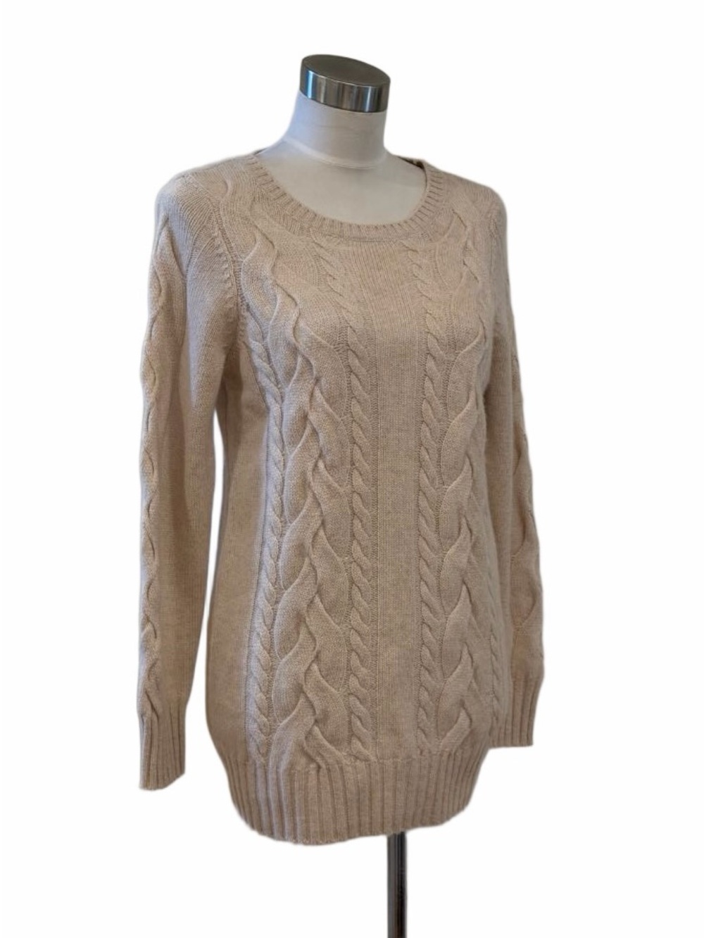 As new Hayden 100% cashmere oatmeal beige cabled crewneck tunic sweater M